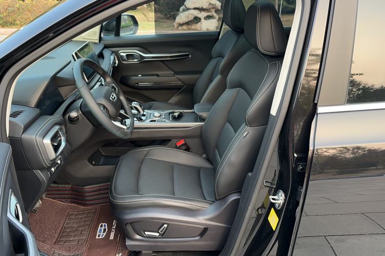 Used Geely Auto Haoyue 2020 1.8TD DCT Flagship 7-Seater
