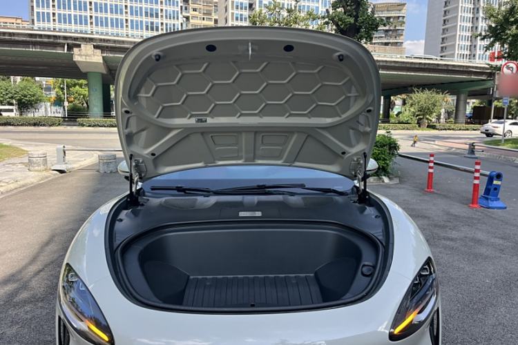 Used  SU7 2024 Rear-Drive Ultra-Long Range Advanced Pro-Level Intelligent Driving Version
