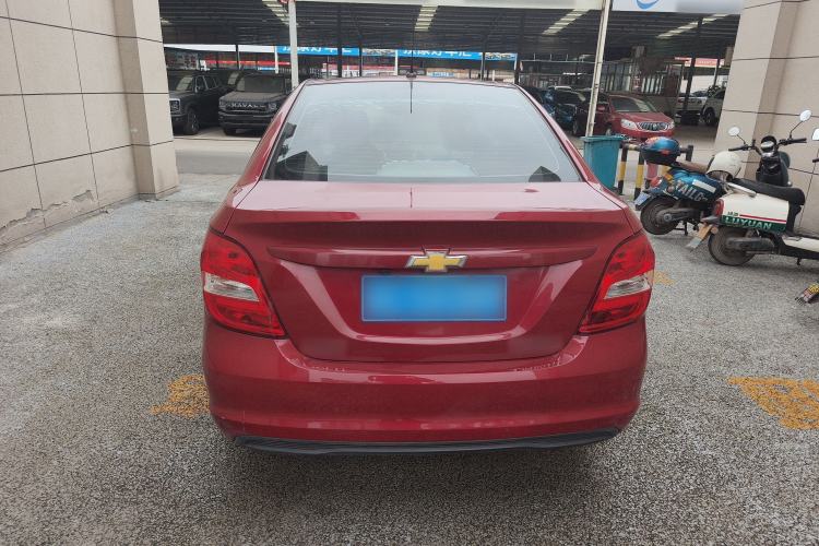 Used Chevrolet Aveo Sonic 2014 Sedan 1.4SL AT Stylish Sunroof Edition