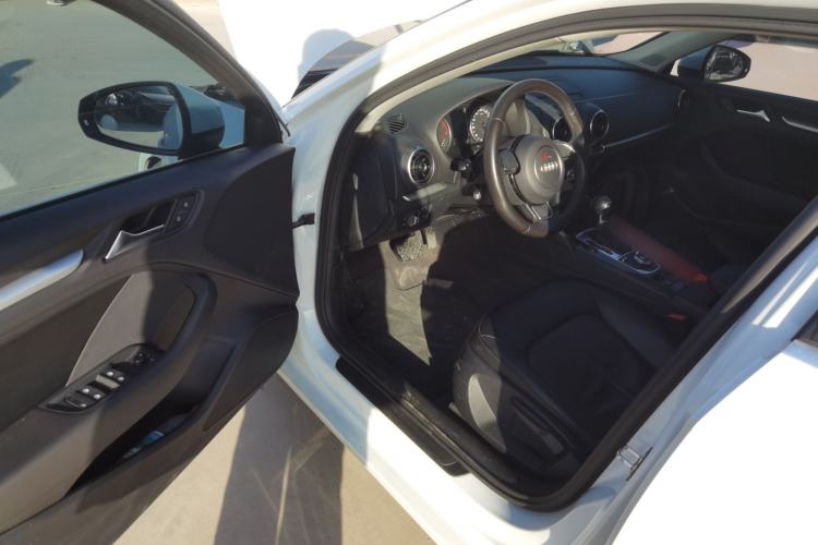 Used Audi A3 2016 Limousine 35 TFSI Ambition Edition
