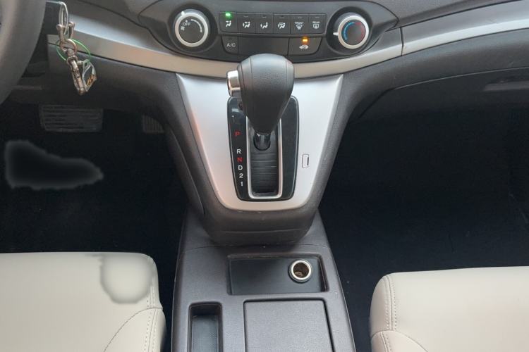 Used Honda CR-V 2012 2.0L two-wheel drive urban version
