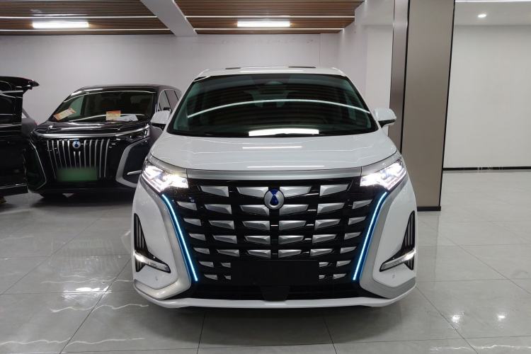 Used Denza D9 2022 DM-i 970 Four-Wheel Drive Prestige Model