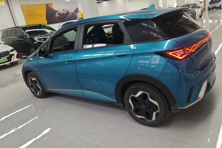 Used BYD Dolphin 2021 405 km Fashion Edition
