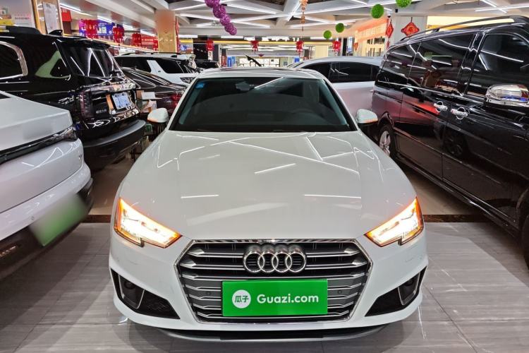 Used Audi A4L 2019 40 TFSI Fashion Edition China VI Emission Standard