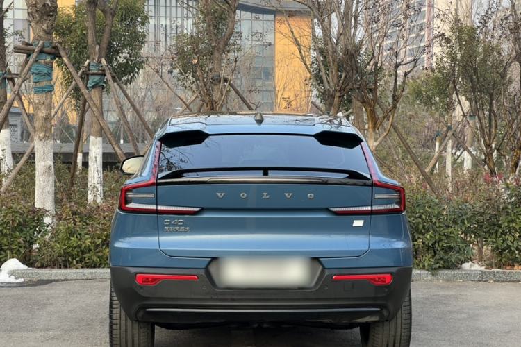 Used Volvo C40 2022 Long-Range PRO Version
