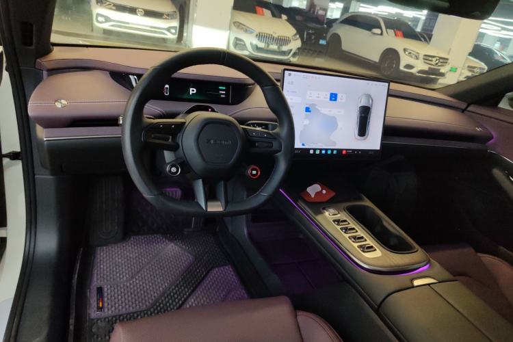 Used  SU7 2024 Rear-Drive Ultra-Long Range Advanced Pro-Level Intelligent Driving Version
