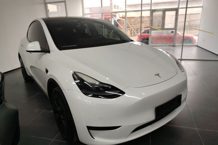 Used Tesla Model Y 2023 Rear-Wheel-Drive Version