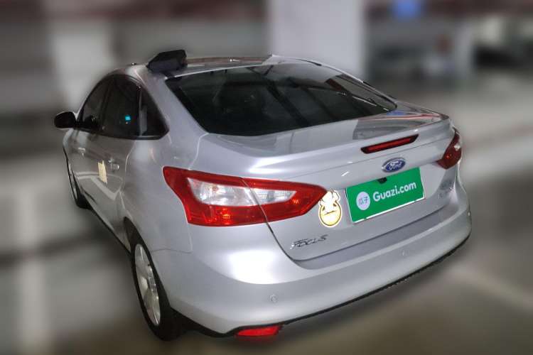 Used Ford Focus 2012 Sedan 1.6L Manual Fashion Edition
