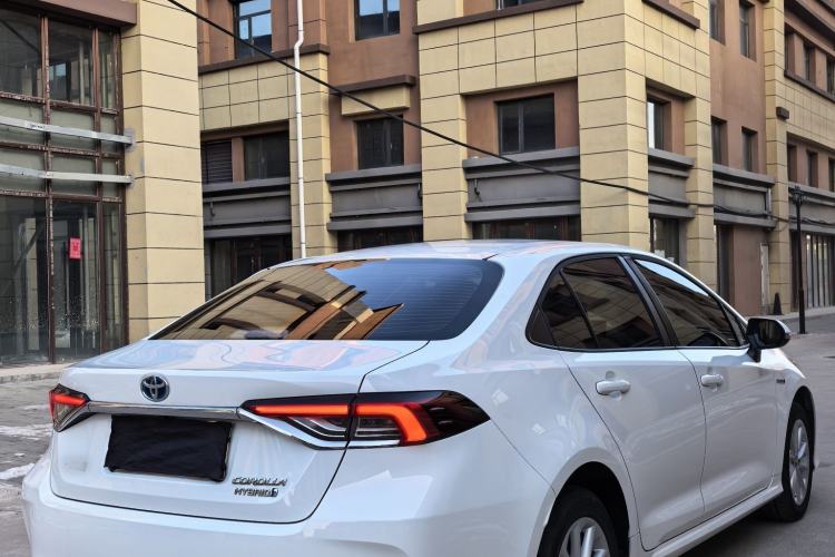 Used Toyota Corolla 2021 Dual-Motor 1.8L E-CVT Elite Edition