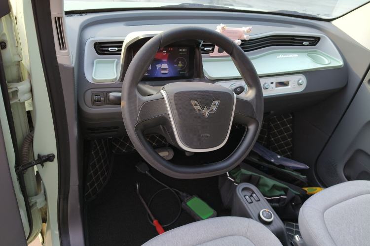 Used Wuling Hongguang MINIEV 2021 Macaron Fashion Model Lithium Iron Phosphate
