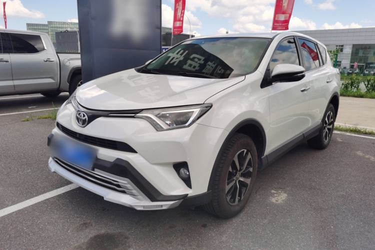 Used Toyota RAV4 2018 2.0L CVT Two-Wheel Drive Fashion X Edition

