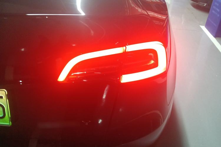 Used Tesla Model Y 2023 Rear-Wheel-Drive Version