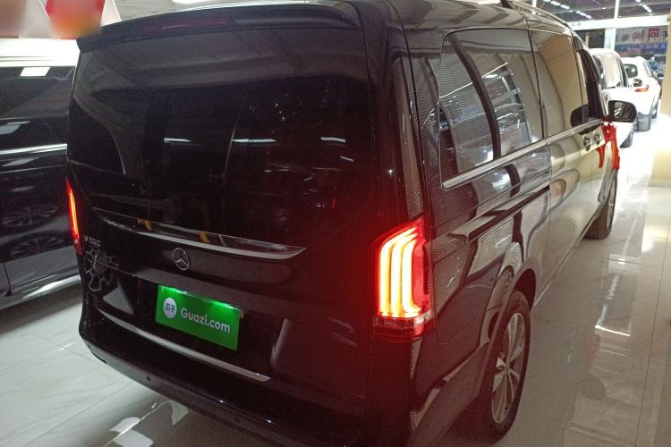 Used Mercedes-Benz V-Class 2021 V 260 Avantgarde Edition