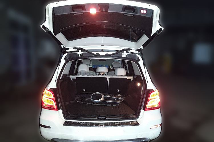 Used Mercedes-Benz GLK-Class 2013 GLK 300 4MATIC Dynamic Sunroof Model