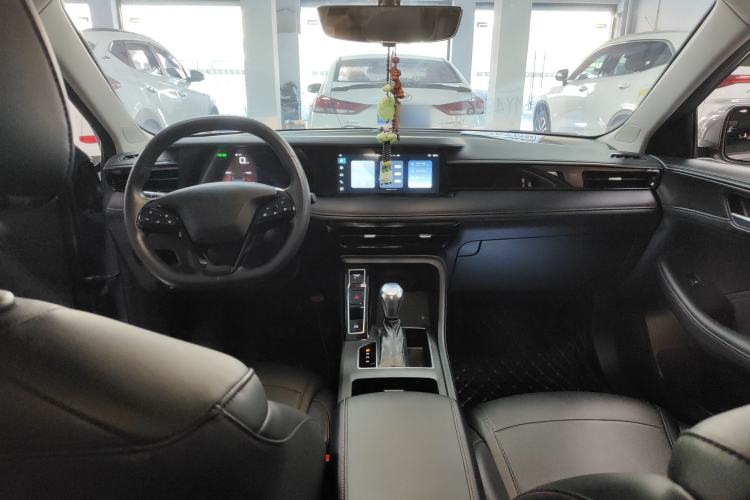 Used Roewe i5 2023 1.5L CVT Luxury Edition