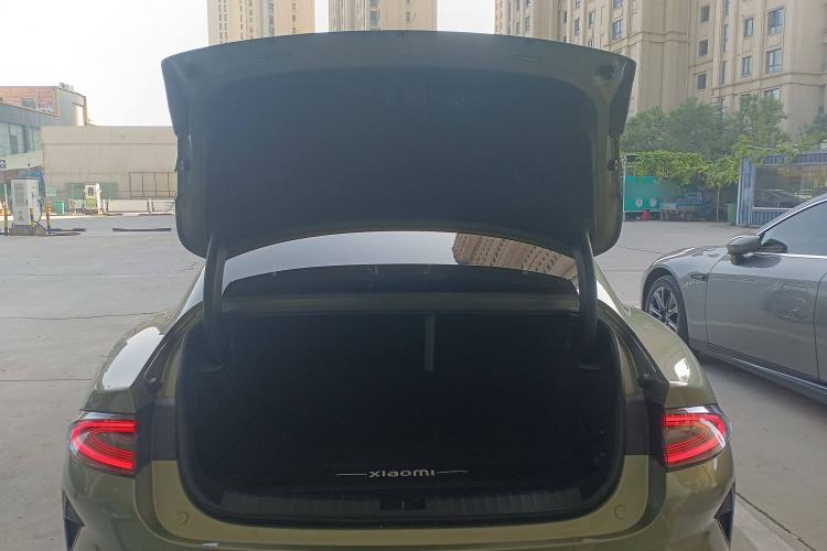 Used  SU7 2024 Rear-Drive Ultra-Long Range Advanced Pro-Level Intelligent Driving Version
