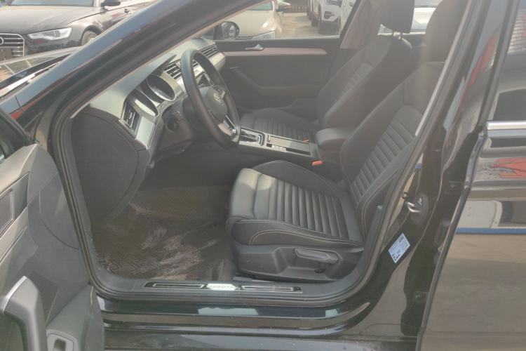 Used Volkswagen Magotan 2020 280TSI DSG Comfort Edition
