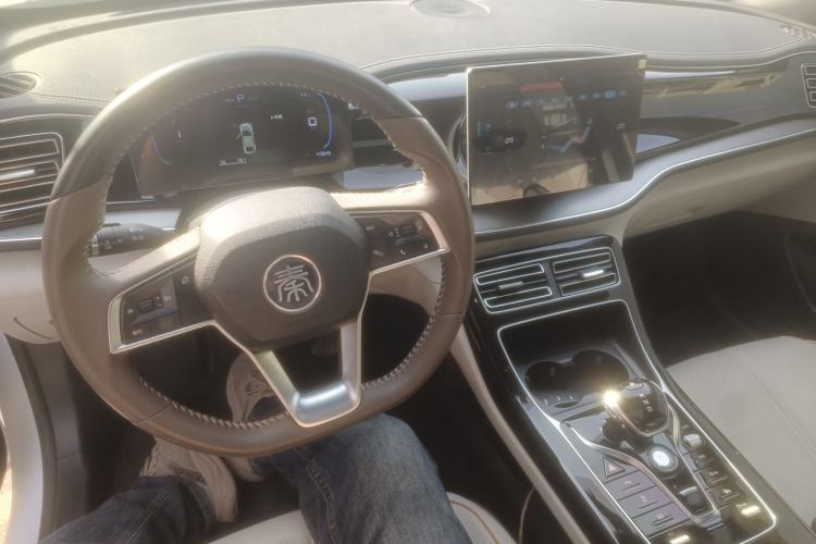 Used BYD Qin PLUS 2023 Champion Edition DM-i 120KM Leading Model
