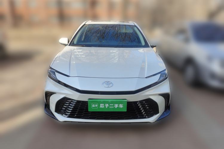 Used Toyota Camry 2024 Dual-Motor 2.0 HGVP Luxury Edition