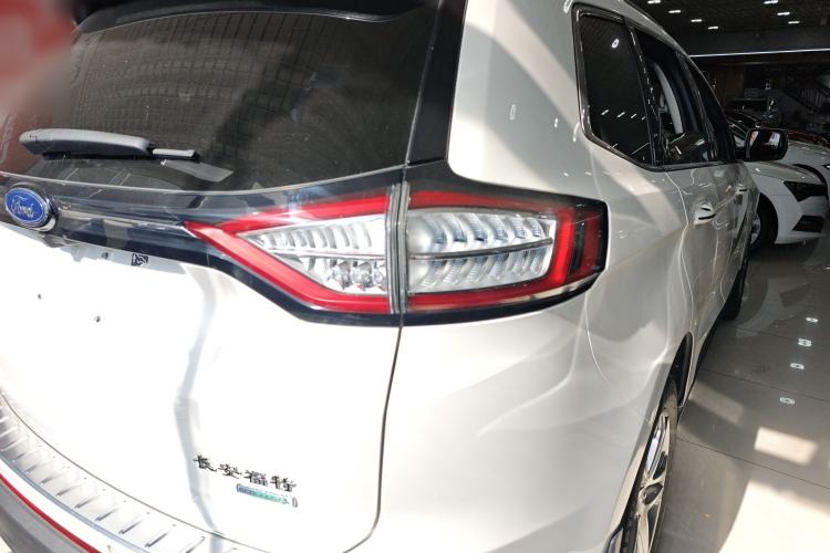 Used Ford Edge 2018 EcoBoost 245 Two-Wheel-Drive Titanium 7-Seater China V Standard
