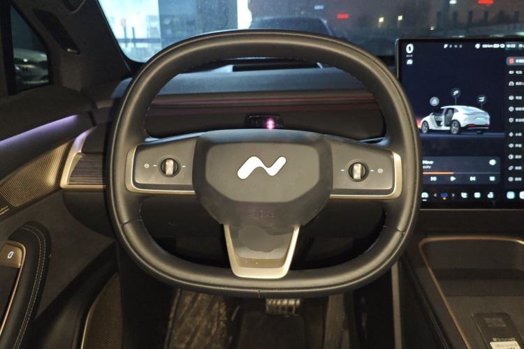 Used ONVO L60 2024 60 kWh Rear-Drive Version
