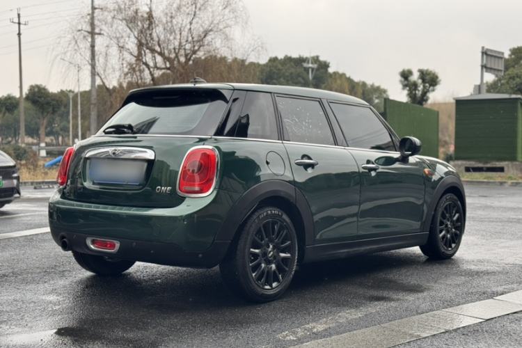 Used  MINI 2016 1.2T ONE Pioneer Edition Five-Door Version
