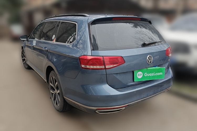 Used Volkswagen Variant 2017 380TSI Two-Wheel Drive Comfort Edition