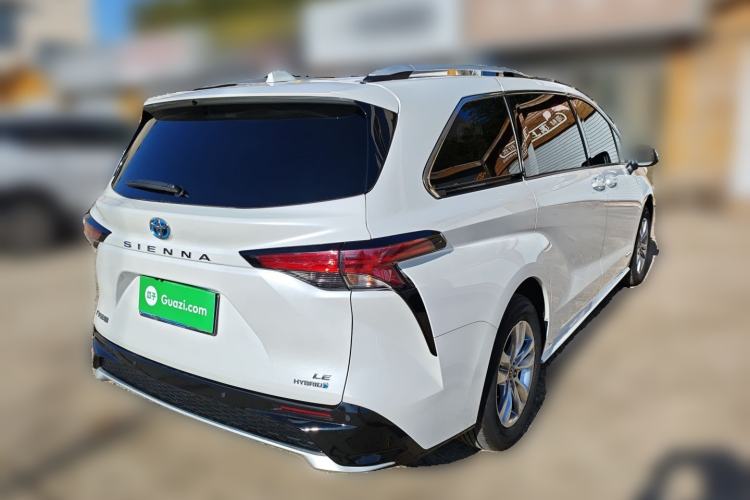 Used Toyota Sienna 2023 2.5L Hybrid Comfort Edition