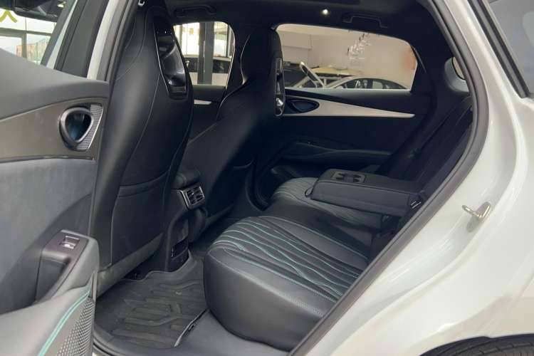 Used BYD Seal 06 New Energy 2024 DM-i 120KM Flagship Model
