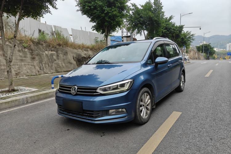 Used Volkswagen Touran 2016 Volkswagen Touran L 280TSI DSG Comfort Edition
