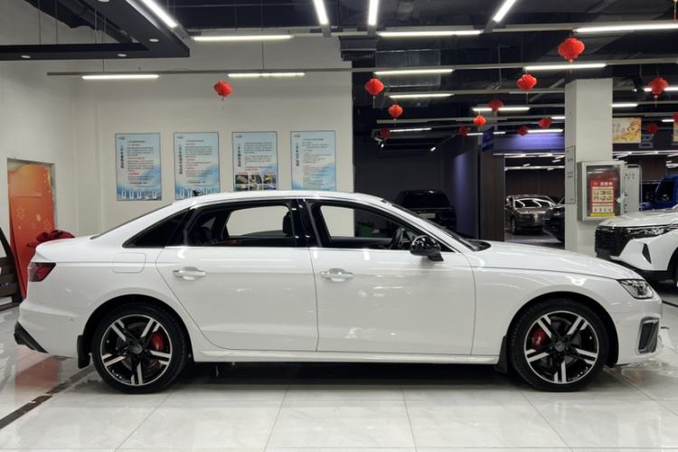 Used Audi A4L 2020 40 TFSI Luxury Dynamic Model