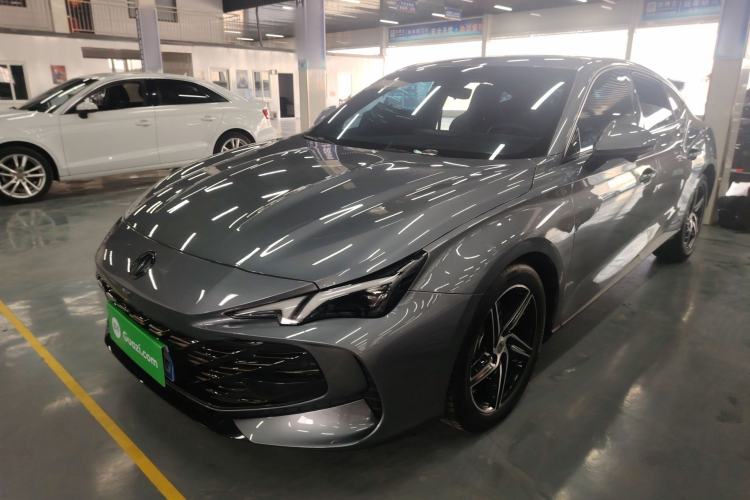 Used MG 7 2023 1.5T DCT Luxurious Supreme Edition