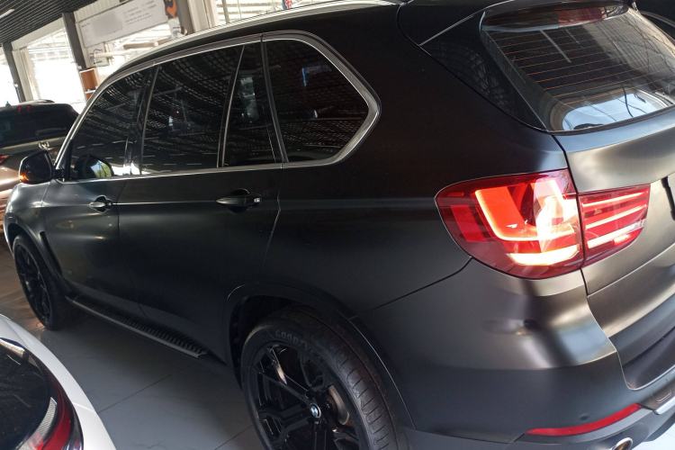 Used BMW X5 2017 xDrive28i

