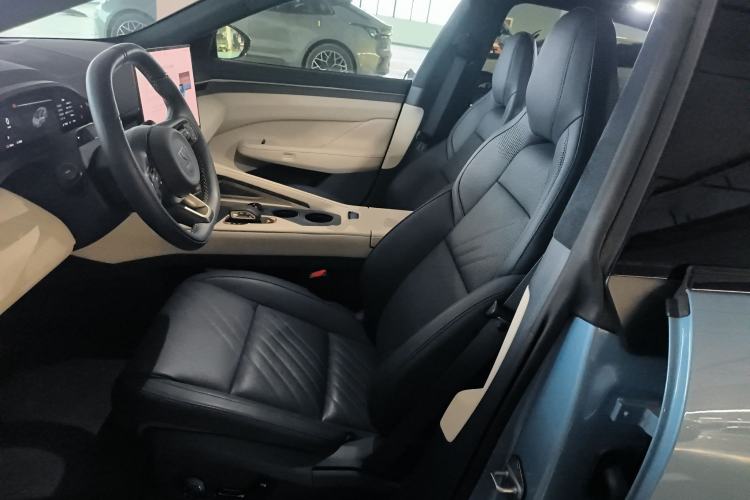 Used Zeekr 001 2025 YOU Edition 100 kWh All-Wheel Drive
