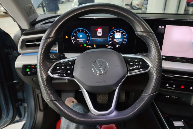 Used Volkswagen Lamando 2022 Lavida L 280TSI DSG Cool & Spicy Edition
