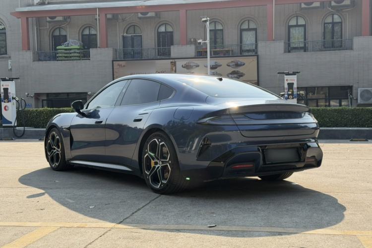 Used  SU7 2024 Four-Wheel Drive Ultra-Long Range Advanced Intelligent Driving Max Edition
