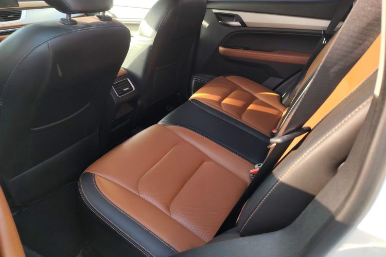 Used Geely Auto Vision X6 2020 1.4T CVT Luxury Edition
