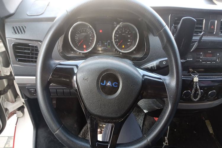 Used  Blue Cat 2023 M2 Eves Power 41.86kWh Comfort Edition
