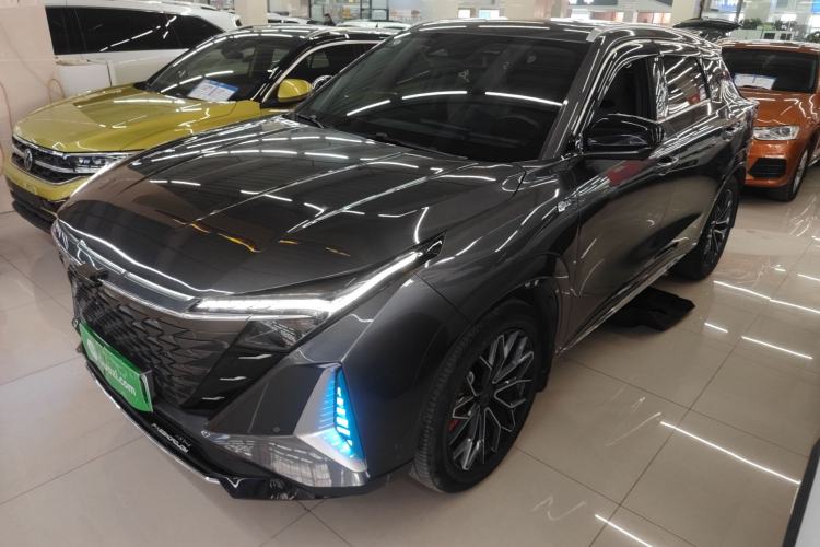 Used Oshan Z6 New Energy 2023 ZhiDian iDD 150KM Flagship PLUS Smart Parking Edition