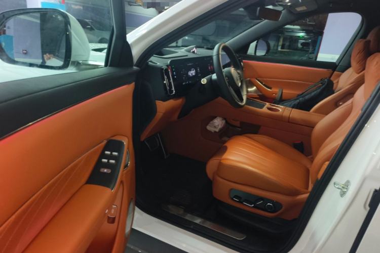 Used Hima AITO M8 2025 Extended-Range Max Version 37 kWh 5-Seater