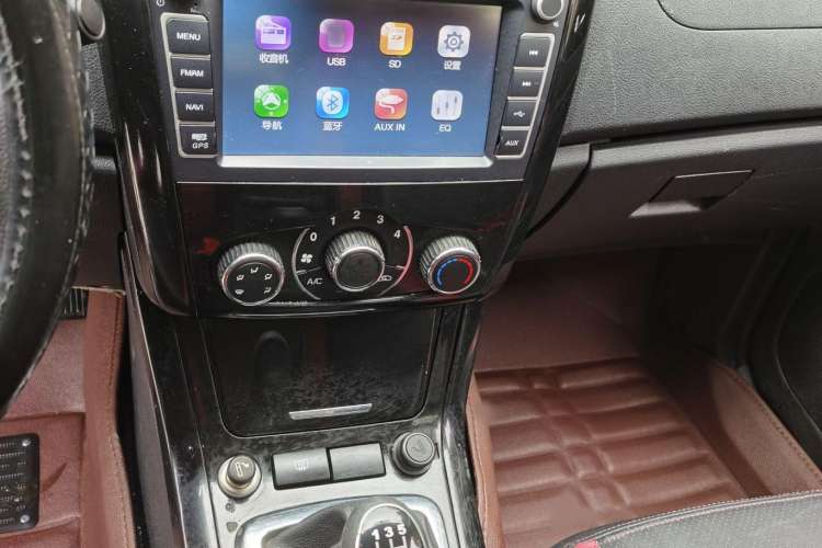 Used HYOSOW S3 2014 1.5L Comfort Version China IV Emission Standard
