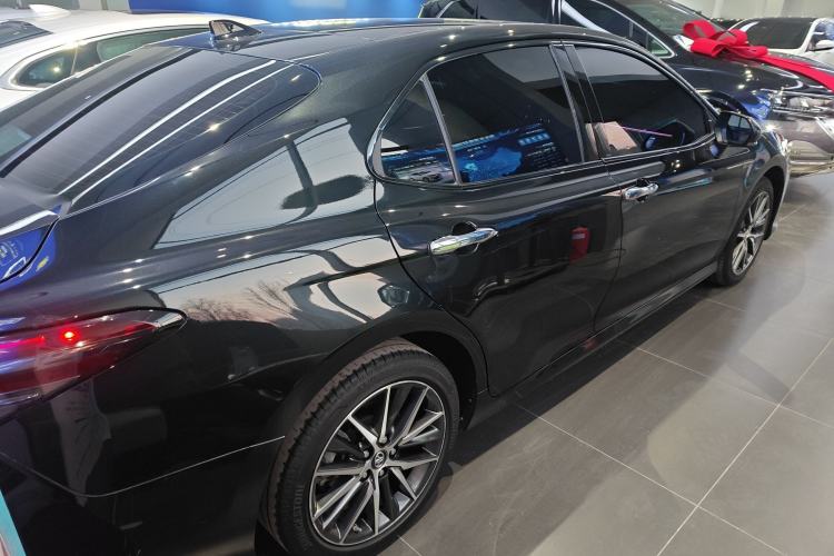 Used Toyota Camry 2021 2.5G Luxury Edition
