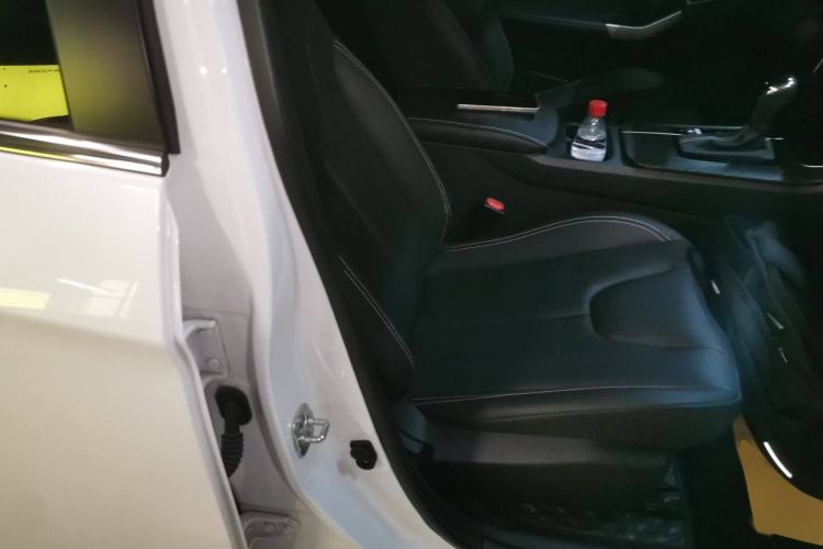 Used Venucia D60 2021 PLUS 1.6L XL CVT Yue Ling Edition
