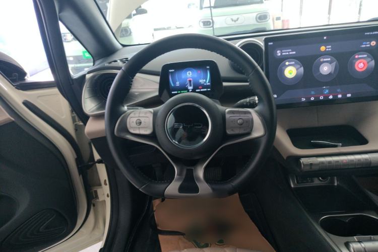 Used BYD Dolphin 2021 405 km Fashion Edition
