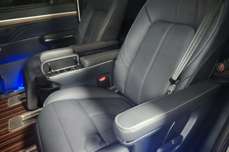 Used GAC Trumpchi M8 2021 Lingxiu Series 390T Deluxe Edition
