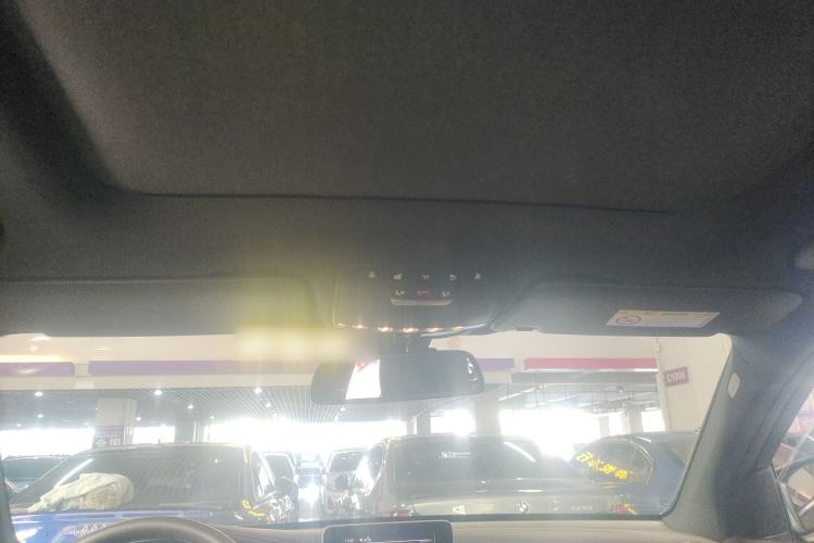 Used Mercedes-Benz GLC 2018 Facelifted GLC 260 4MATIC Dynamic Edition