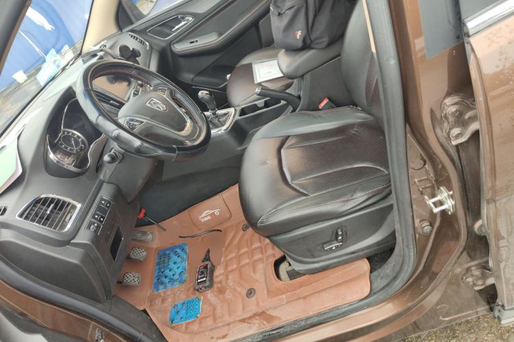 Used Baojun 560 2016 1.5T Manual Luxury Version