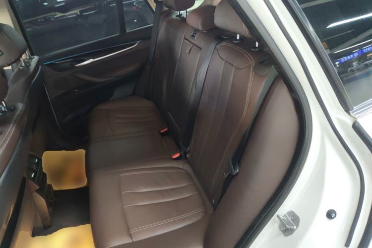 Used BMW X5 2018 xDrive28i
