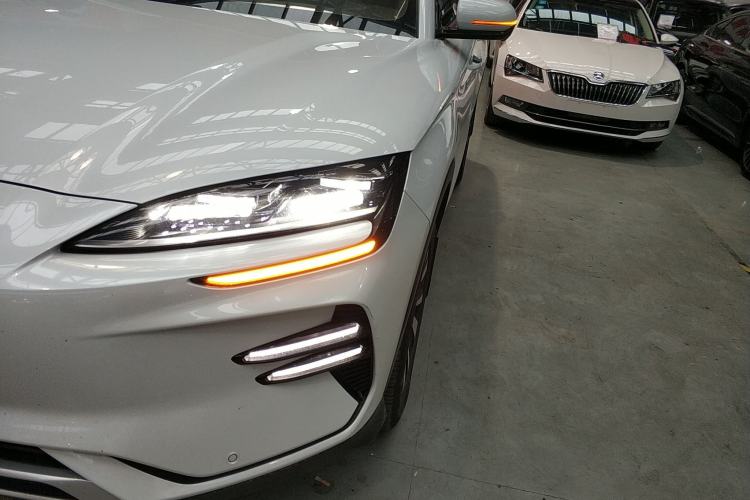 Used BYD Song PLUS New Energy 2024 Honor Edition EV 520km Premium Model