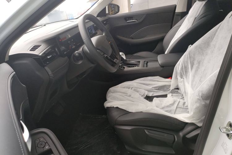 Used Roewe i5 2023 1.5L CVT Luxury Edition
